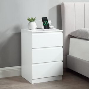 SONGMICS Bedside Table with Charging Station – 3 Drawers, 2 AC Outlets & 2 USB Ports, Modern Side Table for Bedroom or Living Room